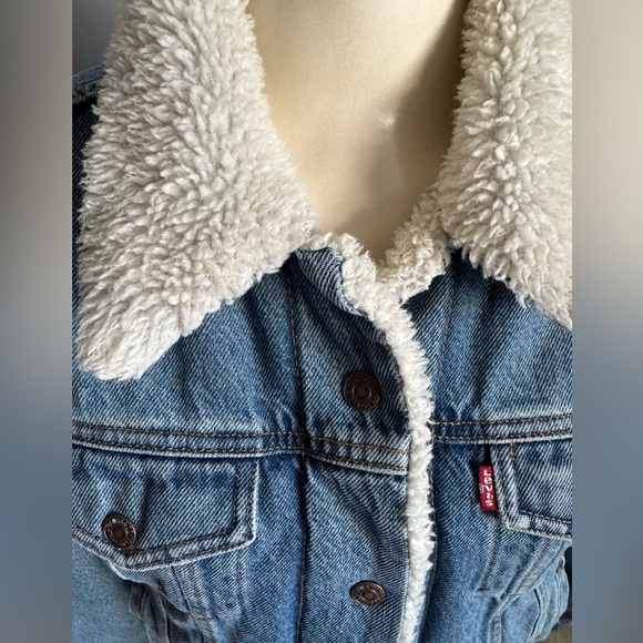 Levi’s Denim & Sherpa Warm Vintage Style Trucker Jean Jacket Size Medium - Picture 9 of 11